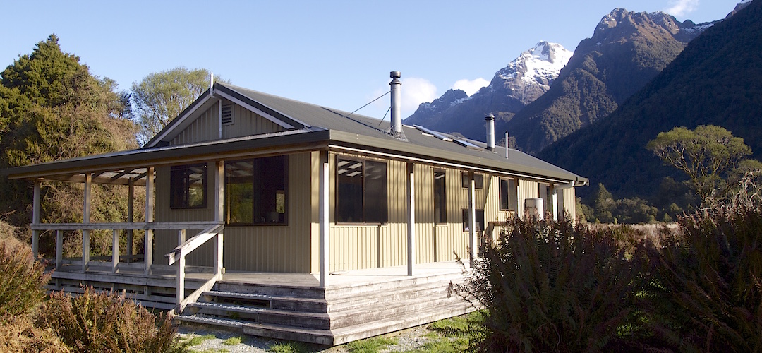 Big verandahs all round, and hut warden accommodation for summer. | Hidden Falls Hut, Hollyford Track