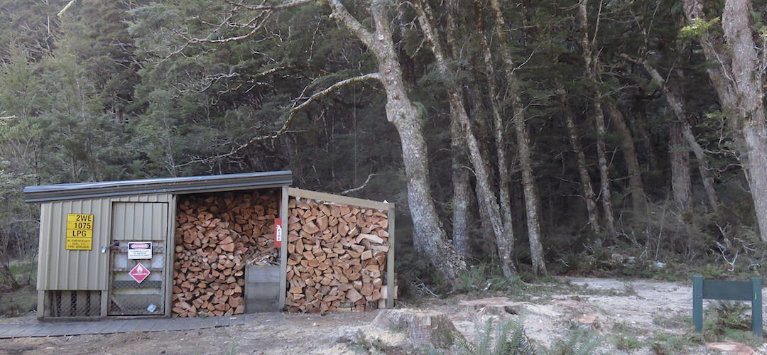 The woodshed. Full. | Iris Burn Hut, Kepler Track