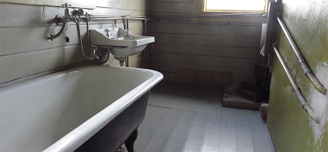Not many DOC huts have a bath with warm water. |  Kahurangi Keepers House, Kahurangi National Park