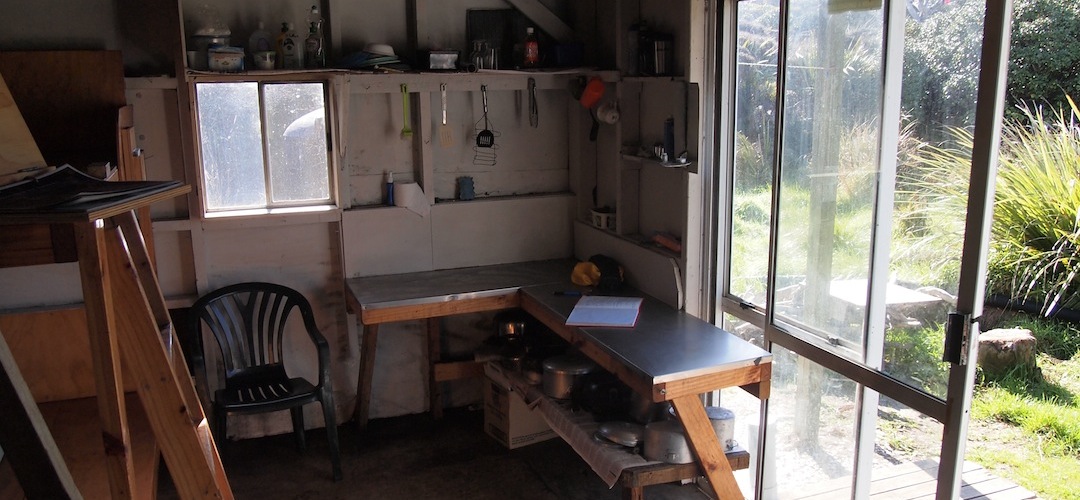Cavalier Hunter's hut, Southern Circuit, Stewart Island