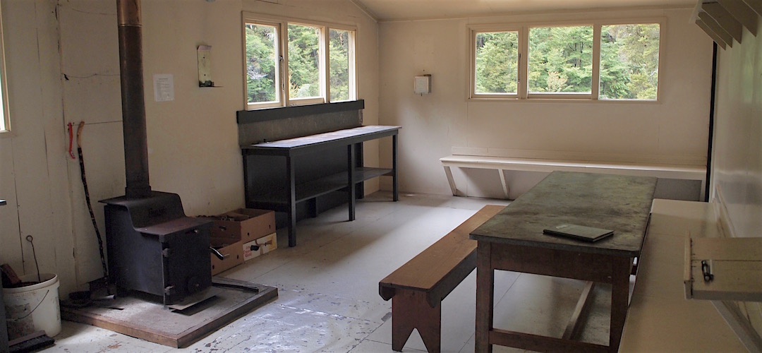 It would be nice to see more view. | King Creek Hut, Wangapeka Track, Kahurangi National Park