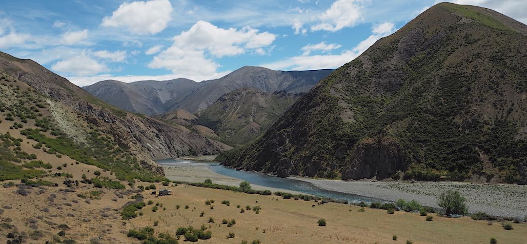 The Clarence River is crossable, but I'm heading down to Forbes Hut for the night. | Kaikoura to Boyle Village