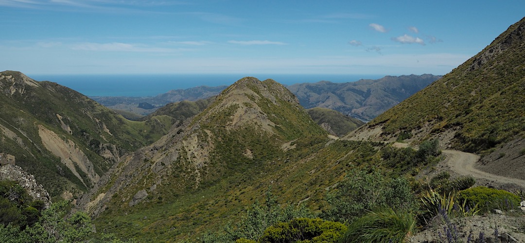 Leaving the Pacific near Blind Saddle, 1190 m. | Kaikoura to Boyle Village