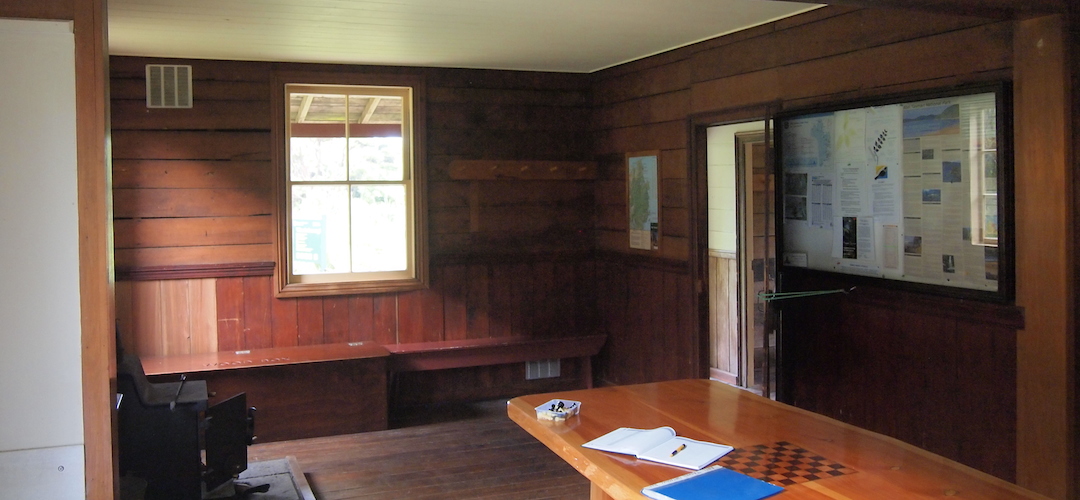 Whariwharangi Hut, Coastal Track, Abel Tasman National Park