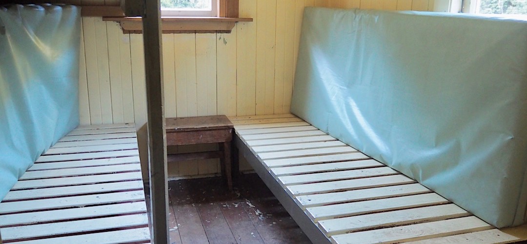 The bunkrooms look like this. | Jollie Brook Hut, Lake Sumner Forest Park