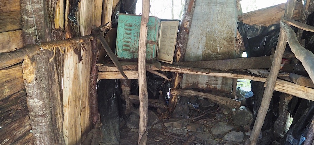 The interior is in poor condition. | Lake Alexander Historic Hut, Ferny Gair Conservation Area, Marlborough