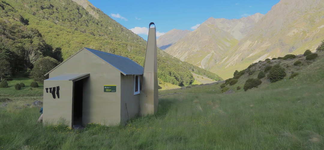 That chimney is massively high. | Paske Hut, Paske River