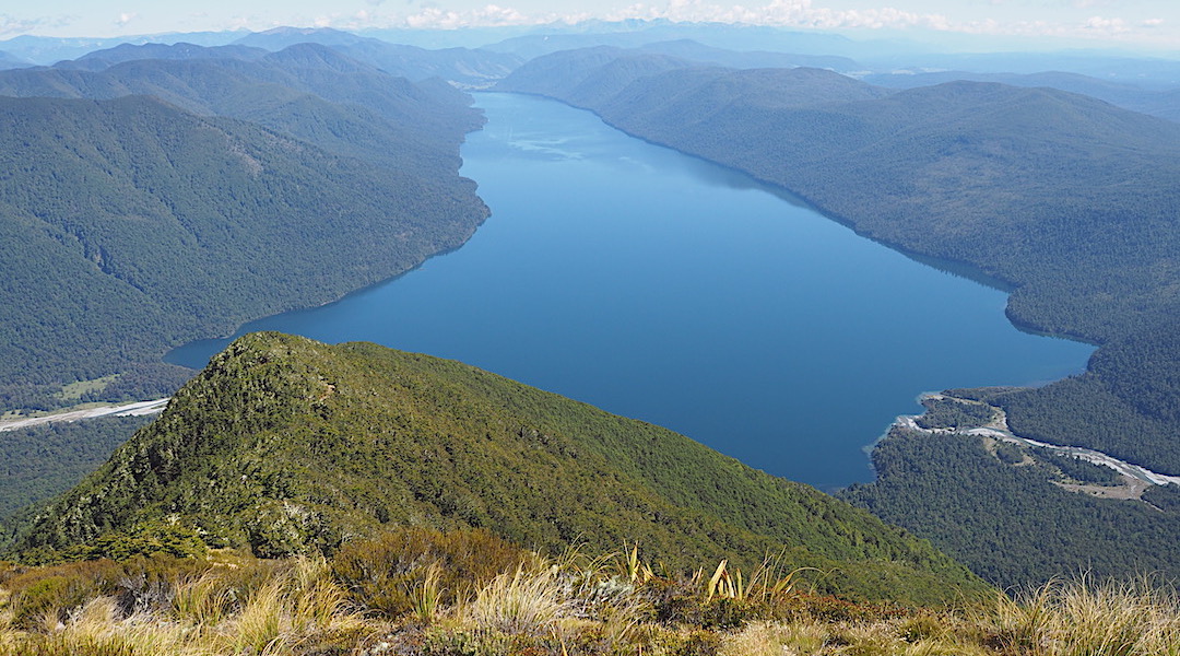 The remarkable view of Lake Rotoroa from Mt Misery. Some pleasure despite the pain. | Upper Matakitaki River valley, Nelson Lakes National Park