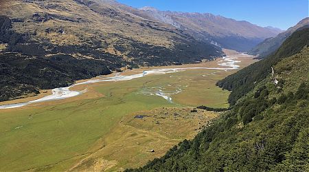 A detour up to Kea Basin and Earnslaw Hut gives a great view of the Rees River valley. |  Rees-Dart Track, Mt Aspiring National Park