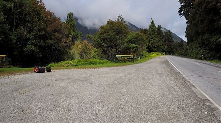 North carpark track entrance. | Haast Paringa Cattle Trail 