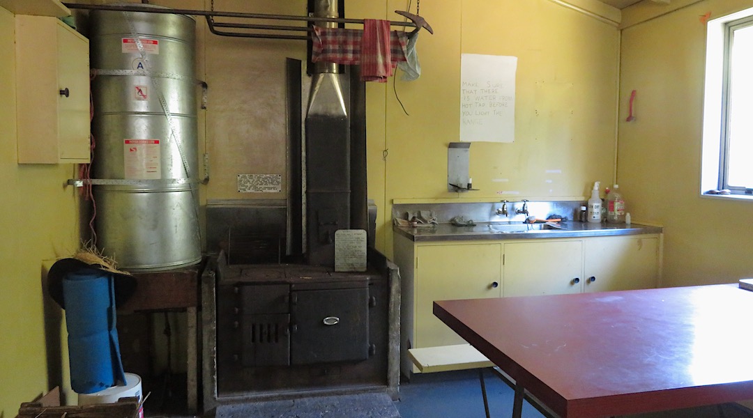 Anatoki Forks Hut kitchen and hot water cylinder | Kahurangi National Park