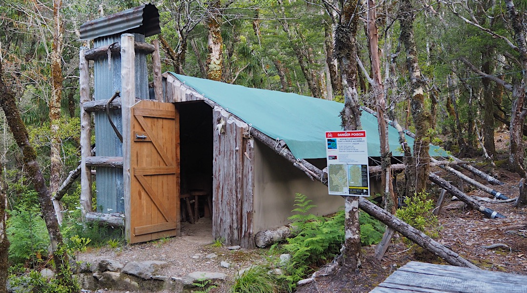 Soper Shelter, Lake Stanley exterior 1 | Kahurangi National Park