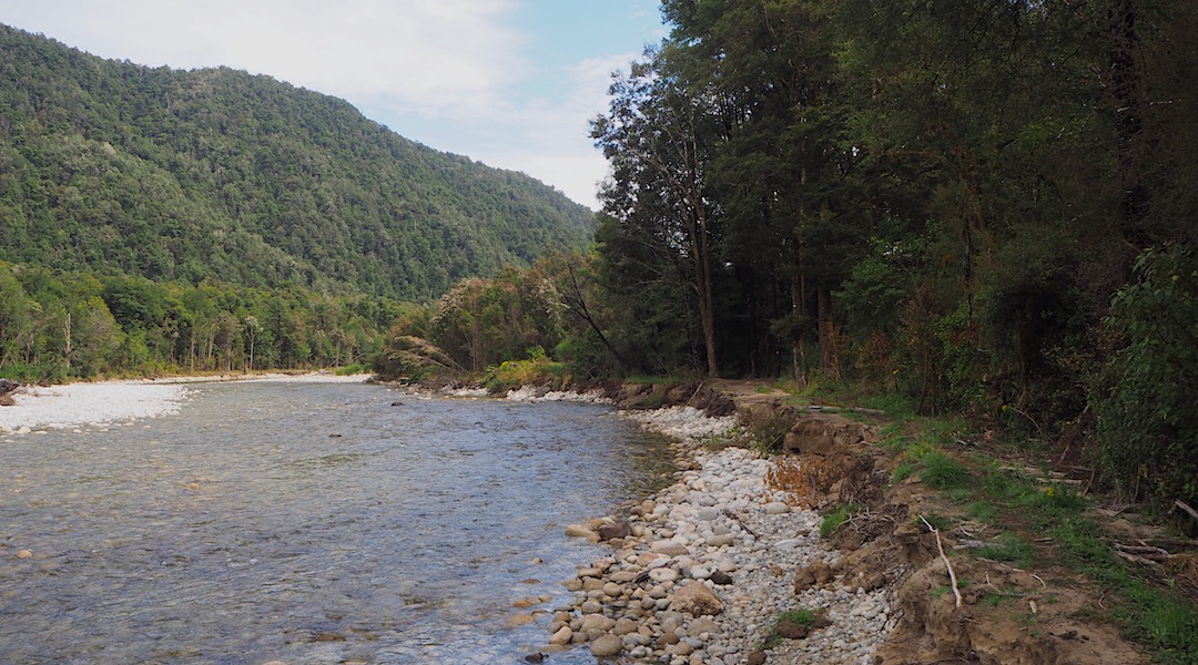 The track has been washed out by recent floods. Waitahu River near Montgomerie Hut. | Kirwans Track, Victoria Range