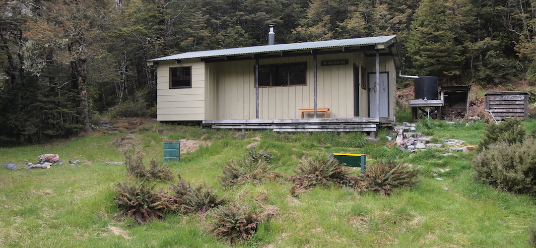 Ada Pass Hut, St James Walkway