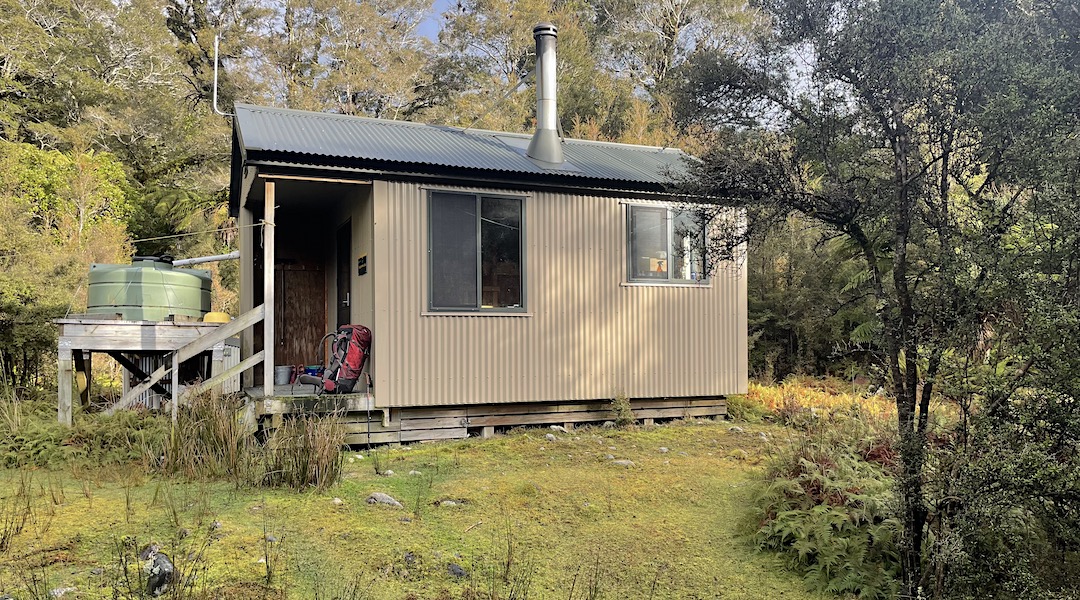 Verandah  | Slaughterburn Hut, Fiordland National Park