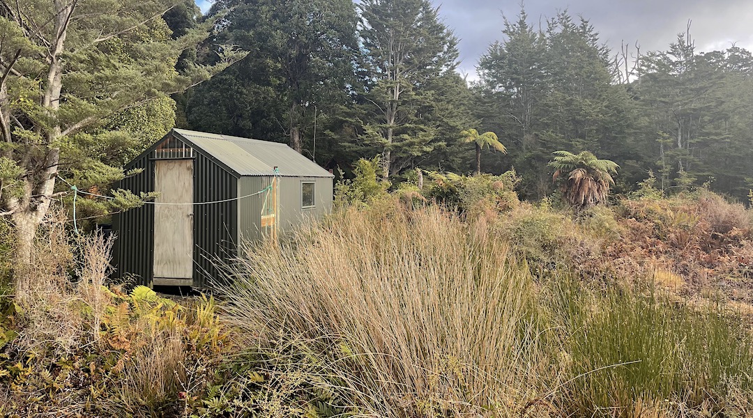 Exterior.  | Grant Burn Bivvy, Fiordland National Park