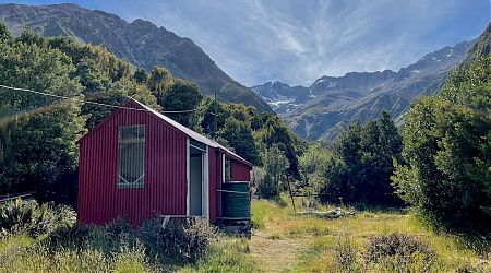 Truly spectacular setting. | Park Morpeth Hut, Wilberforce Conservation Area