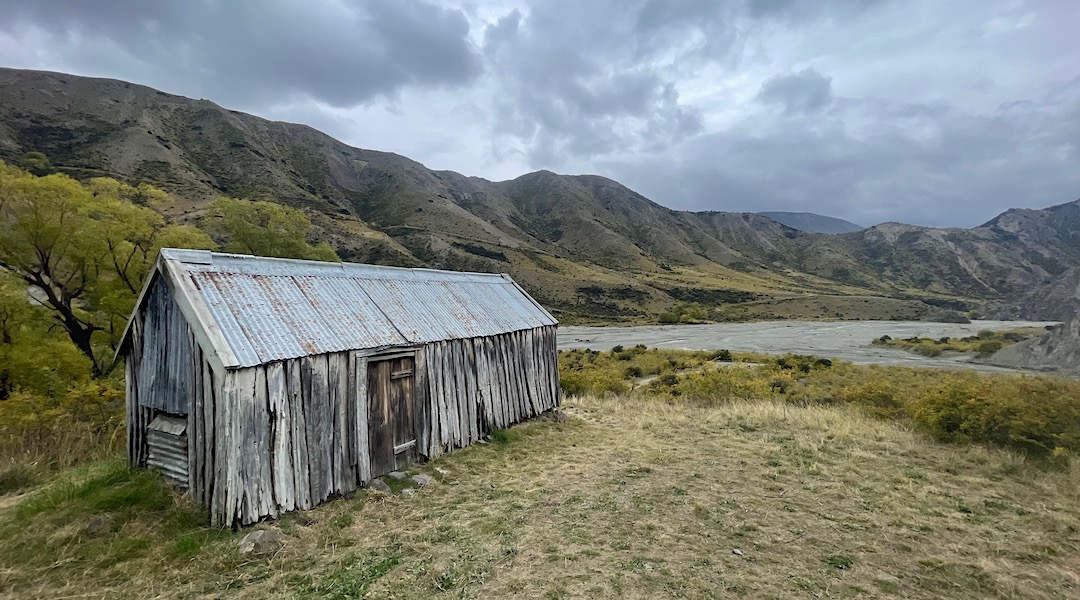 The timber slabs are deteriorating at the base. | Old Willows Hut, Ka Whata Tu o Rakihouia/Clarence Conservation Park