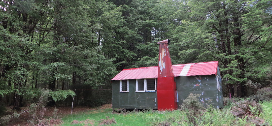 Kiwi Hut, Harper Pass route, West Coast