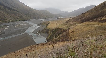 Clarence river north of Palmer Hut.  | South Marlborough, March 2022