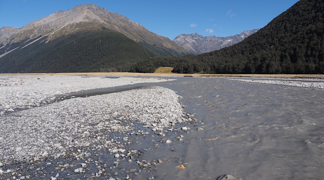 Day 9 Huxley Forks Main Hut tramping new zealand