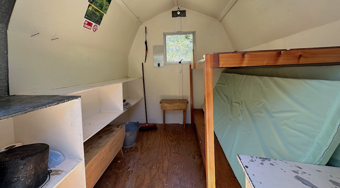 Two bunks & a long benchtop. | Fidgit Bivvy, Ka Whata Tu o Rakihouia Conservation Park