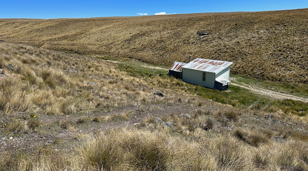 The hut is near a good creek. | Ida Railway Hut, Oteake Conservation Park