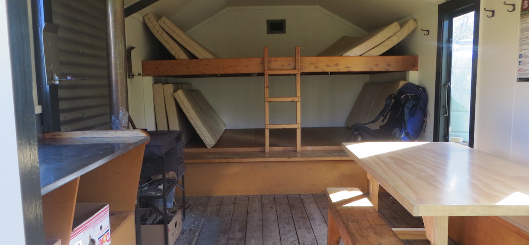 Castle Rocks Hut, The Inland Track, Abel Tasman National Park