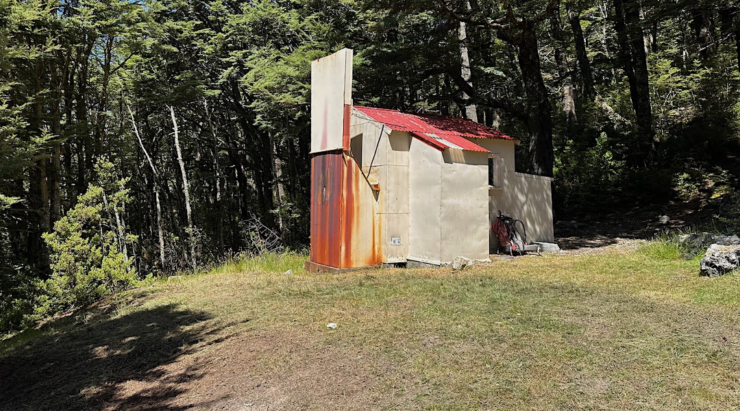 Exterior. | Hagens Hut, Ahuriri Conservation Park