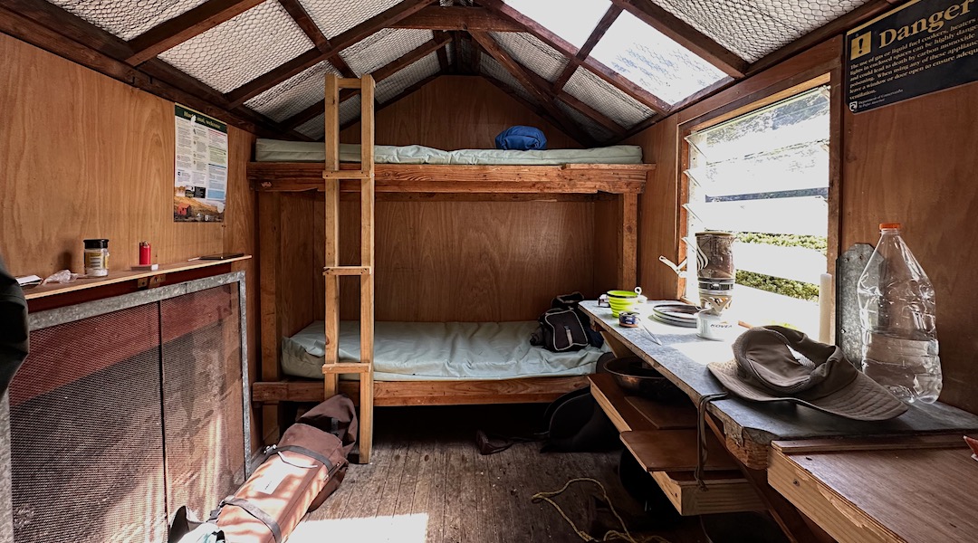 Bunks. | Top Hut, Ahuriri Conservation Park