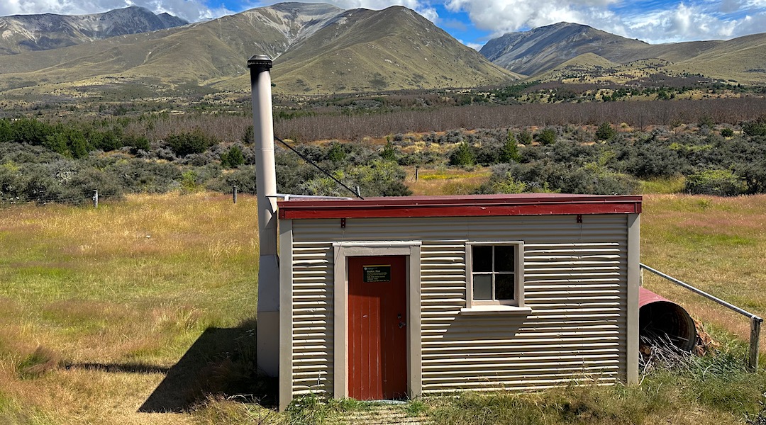 Built in 1948. | Baikies Hut, Ruataniwha Conservation Park