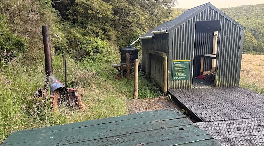 Thisbe Hut exterior