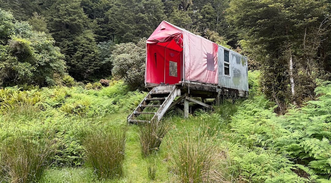Maclennan Hut exterior
