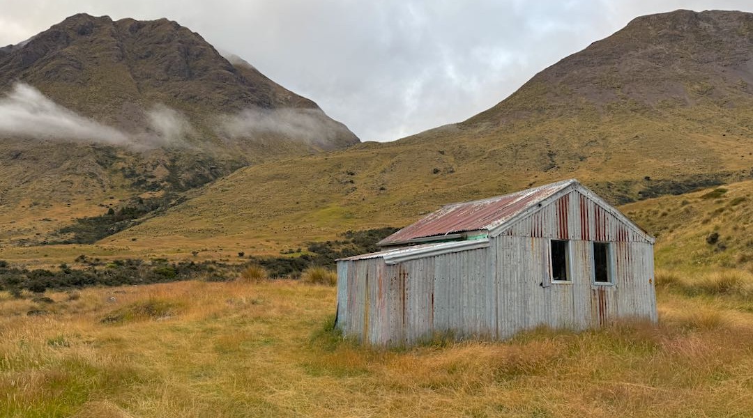 Forks Hut exterior 