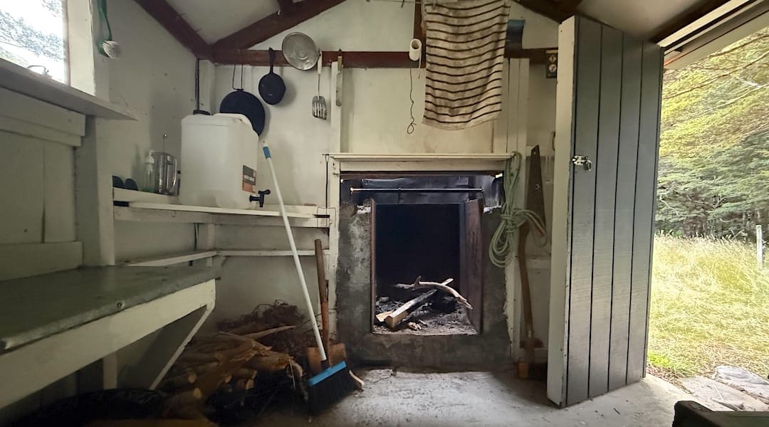 Upper South Branch Hurunui Hut interior