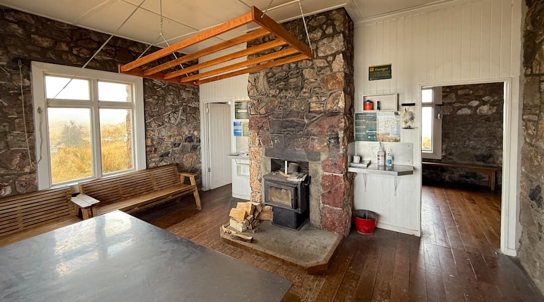 Packhorse Hut interior 