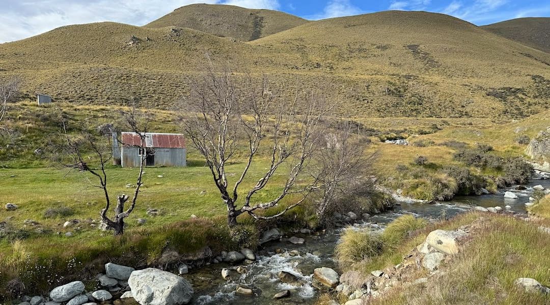 Boundary Creek Hut exterior