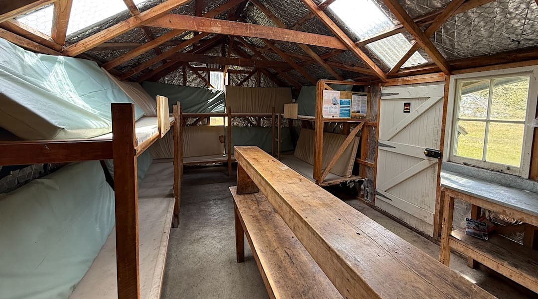 Top Hut interior