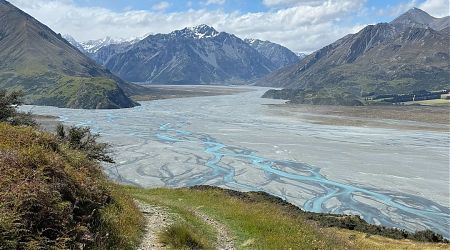 The weather is about to change abruptly. | Rangitata River