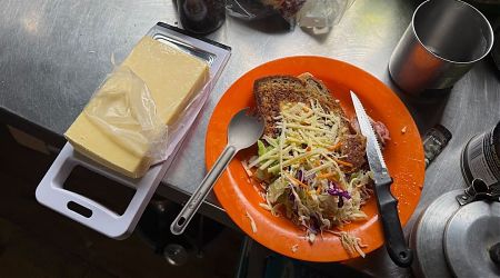 Christmas Day luncheon, provided by the thar hunter. | Growler Hut, Havelock River