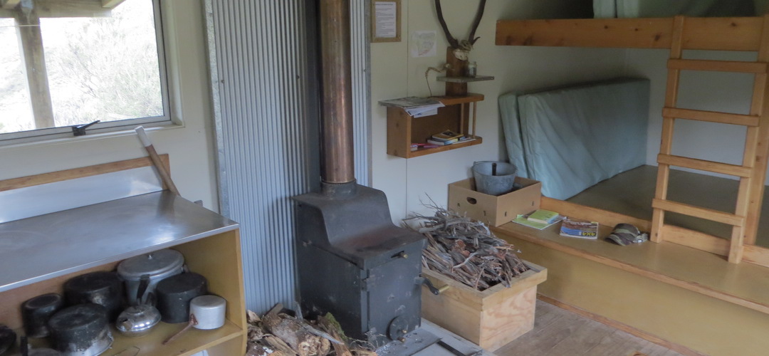 Hunters Hut, Alpine Route, Mt Richmond Forest Park