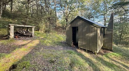 Another underused SF70 hut that's worth a visit. | Cromel Base Hut, Eyre Mountains/Taka Rā Haka Conservation Park