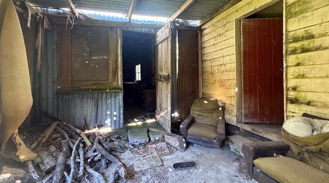 The interior is not in good condition. | Acton Hut, Eyre Mountains/Taka Rā Haka Conservation Park