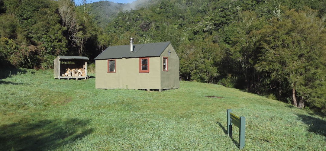 Hacket Hut, Mt Richmond Forest Park exterior