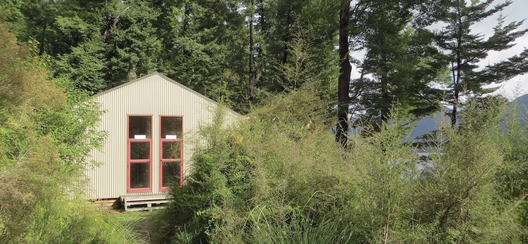 exterior Sabine hut, Lake Rotoroa, Nelson Lakes National Park